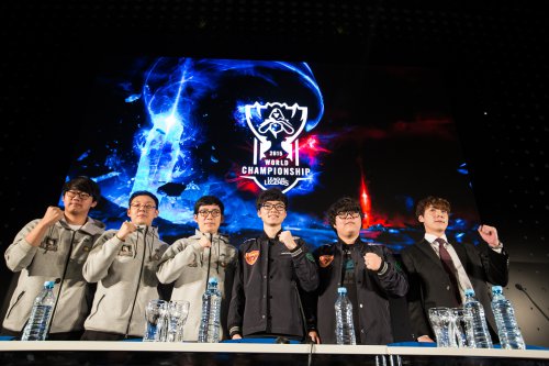 DRX 在 VALORANT Champions 2025 中输给 Fnatic ，降入下方淘汰赛